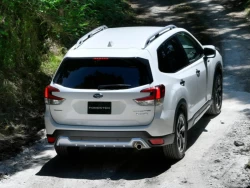 Subaru FORESTER 1